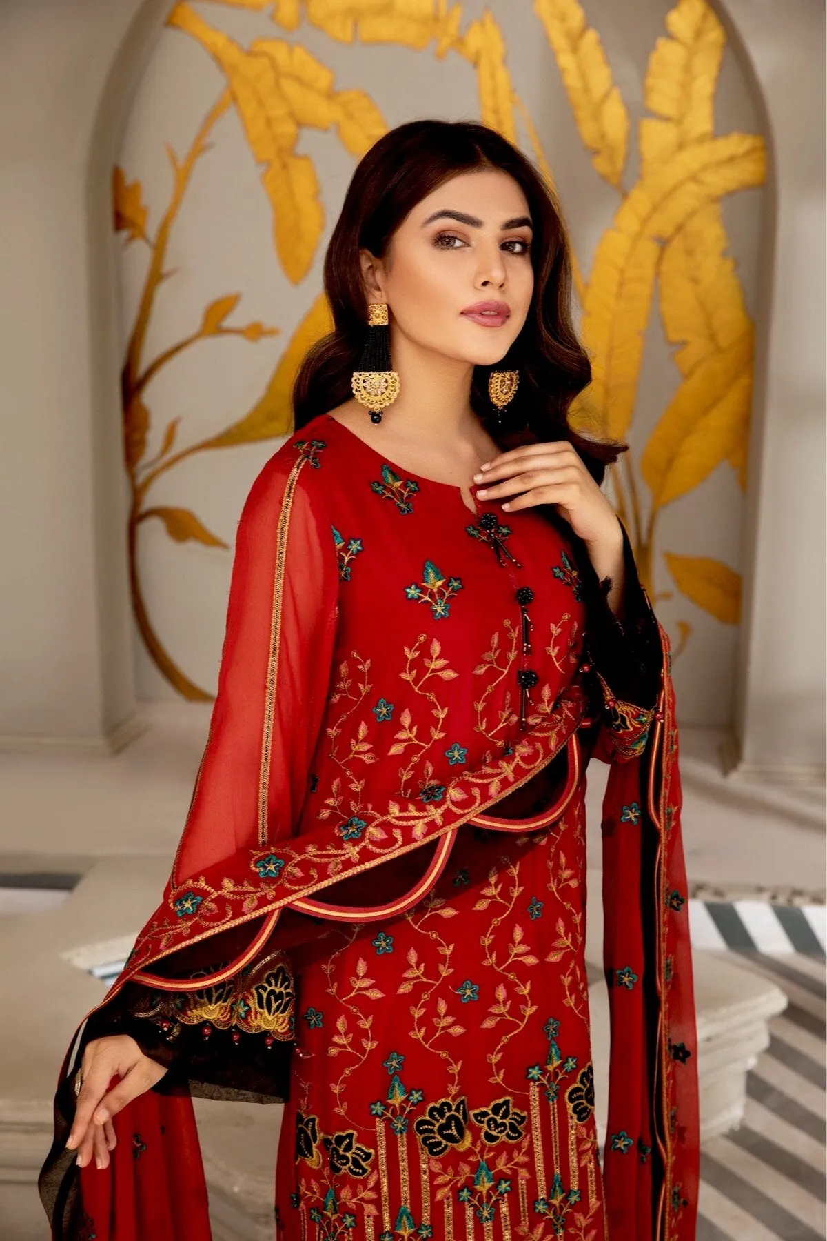 Alizeh Mahyar Embroidered Chiffon Festive Edition – Mayna