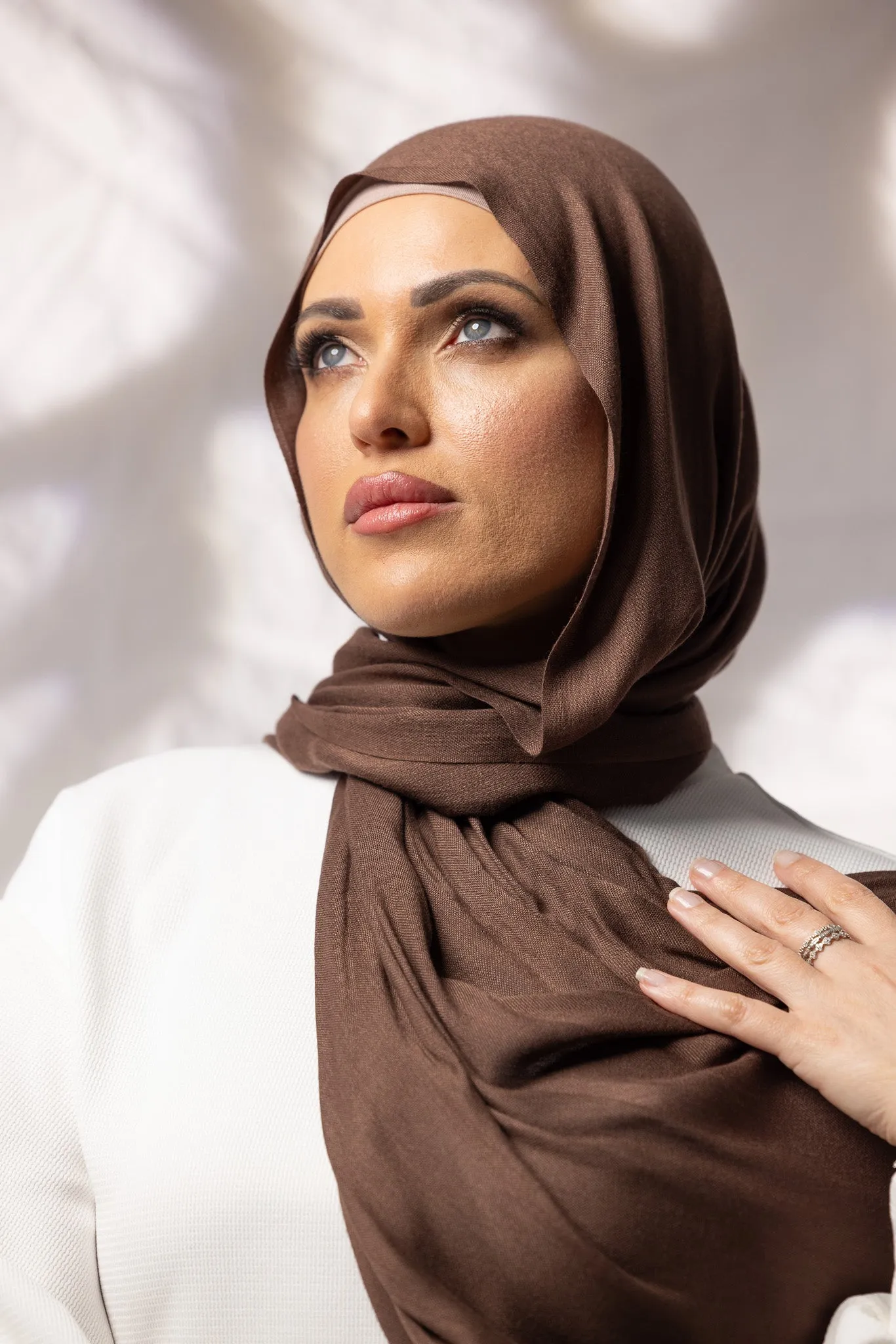 Cotton Tassleless Shawl - Shades of Dark Brown