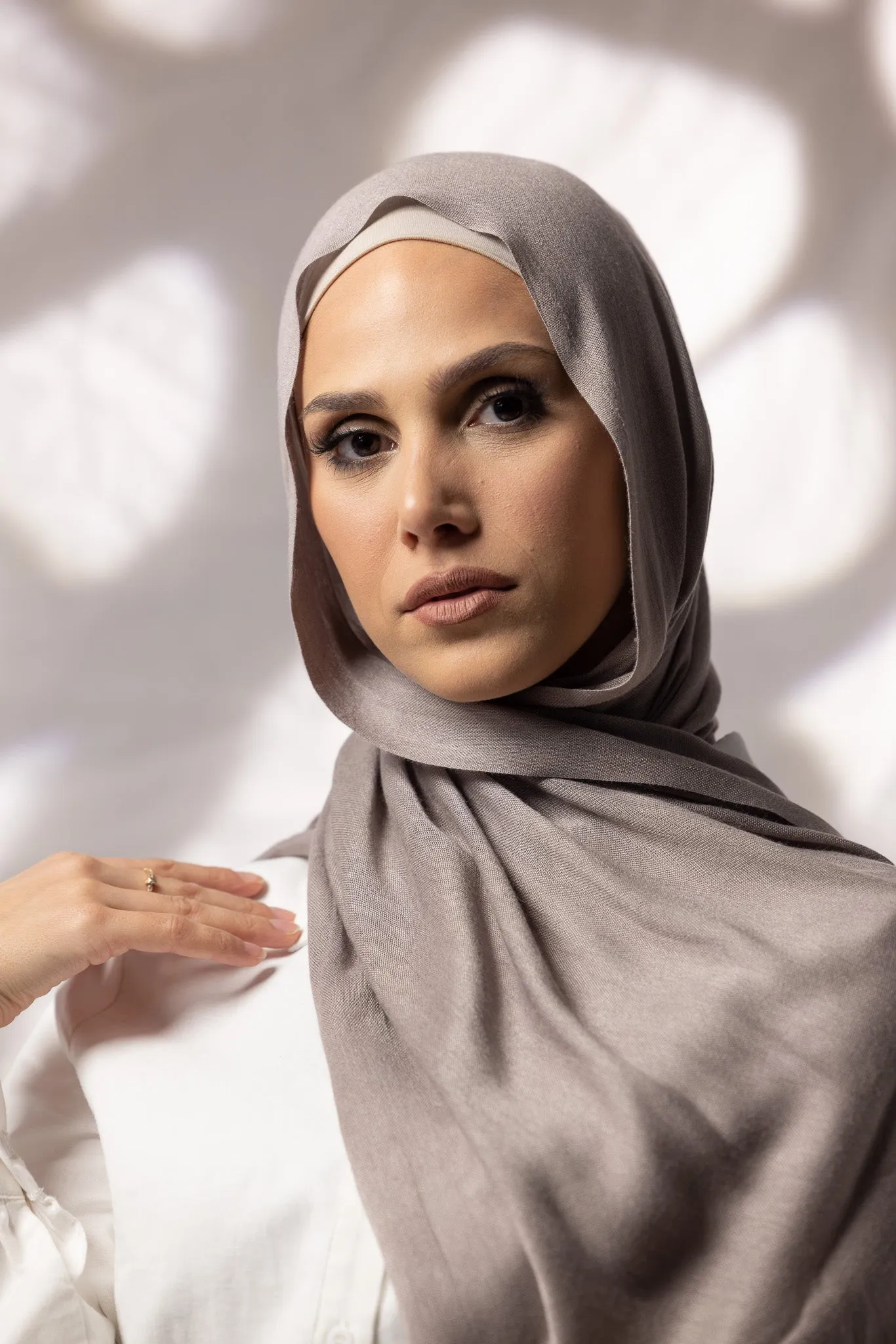 Cotton Tassleless Shawl - Shades of Grey
