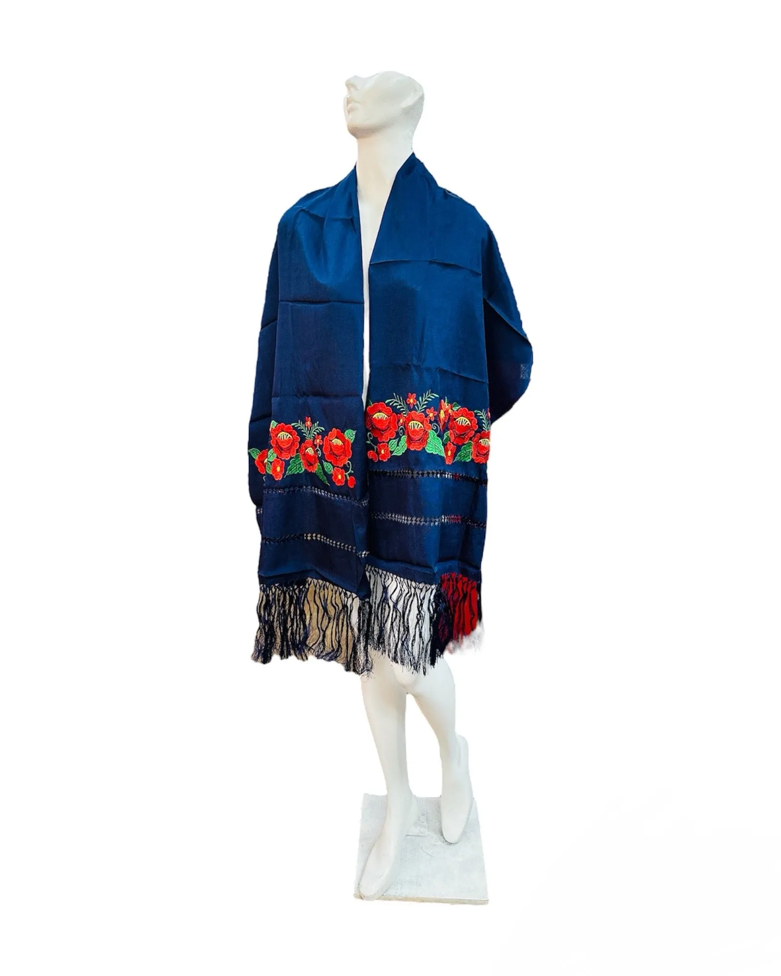 Elegant Shawl with Flower Details