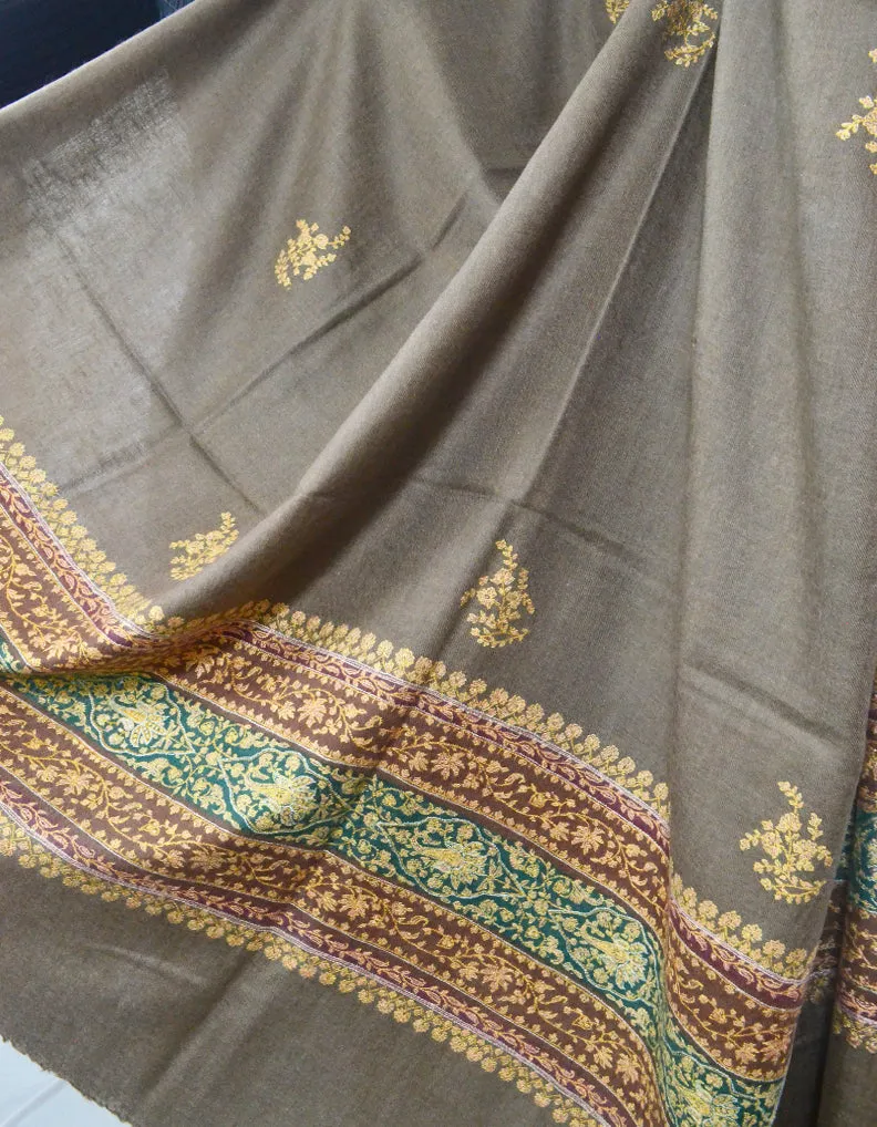 Grey Pashmina Shawl With Sozni Borders 5657