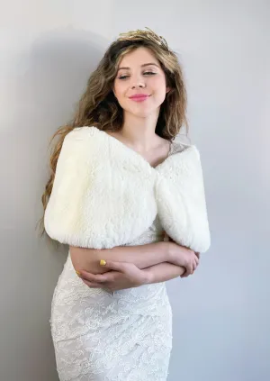 Ivory Fur Wrap (Serena Ivy05)