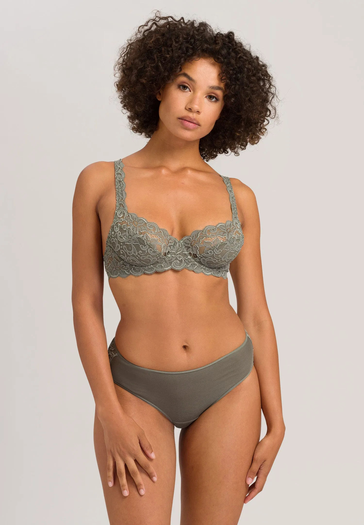 Luxury Moments Underwire Bra | Antique Green 71467-2668