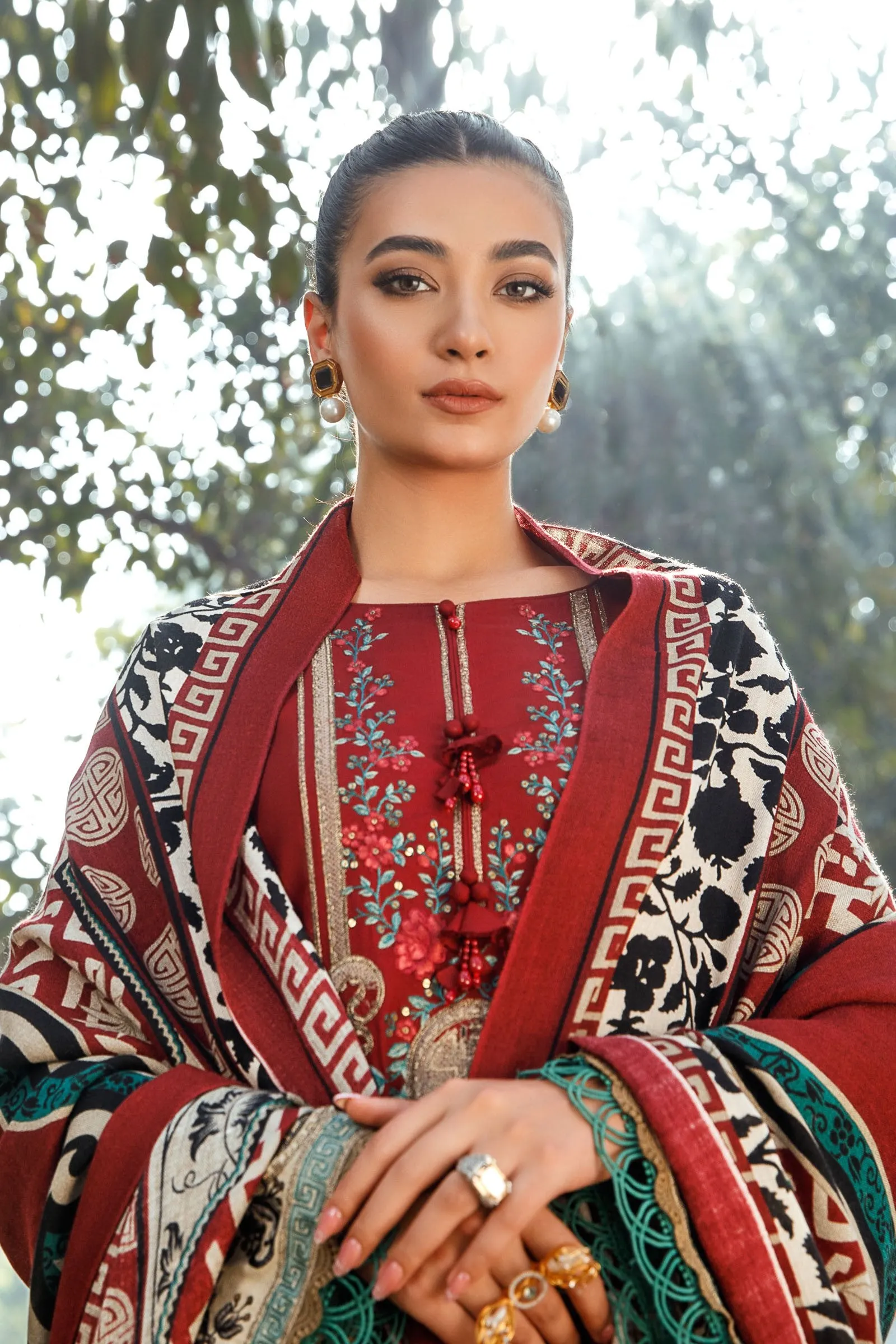 M Prints by Maria B Unstitched 3 Piece Winter Shawls Collection'2022-MPT-1605-B