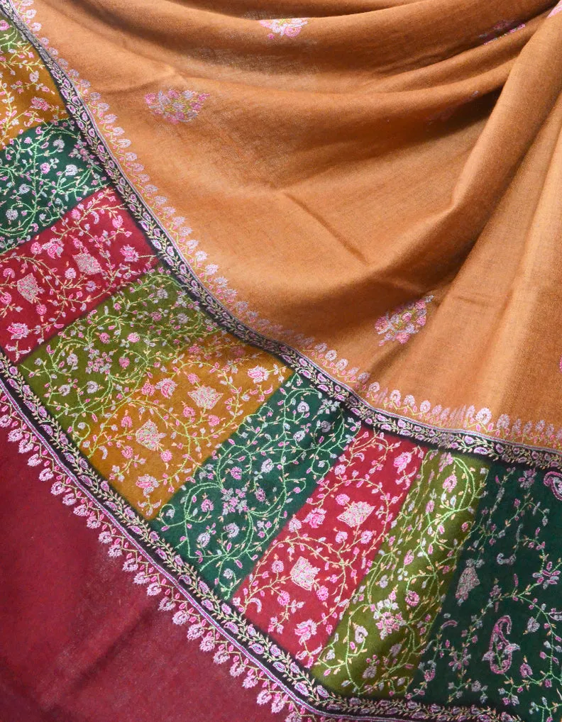 Macaroon Beige & Merlot Maroon Pashmina Shawl With Multicoloured & Sozni Borders 5659