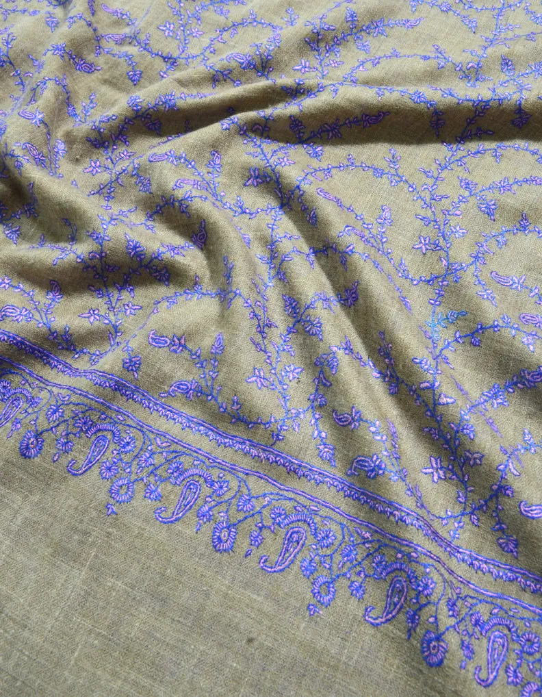 Natural Pashmina Shawl With Sozni Work 5822