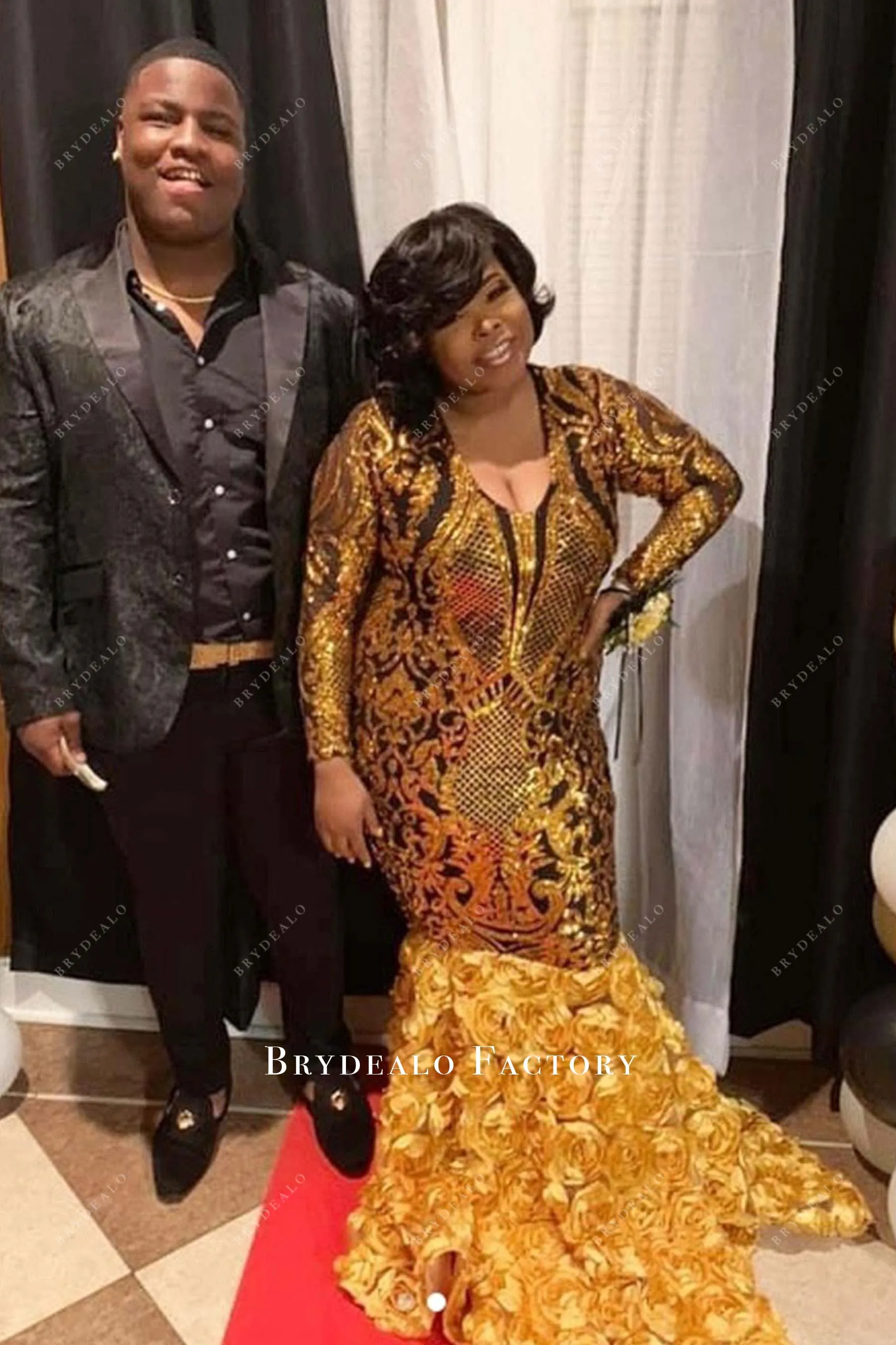 Plus Size Gold Sequined Embroidery 3D Roses Trumpet Prom Dress